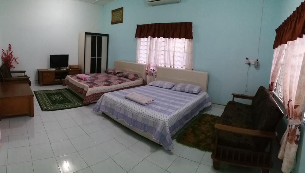 Dhia Irdina Homestay Paya Rewak Exterior photo